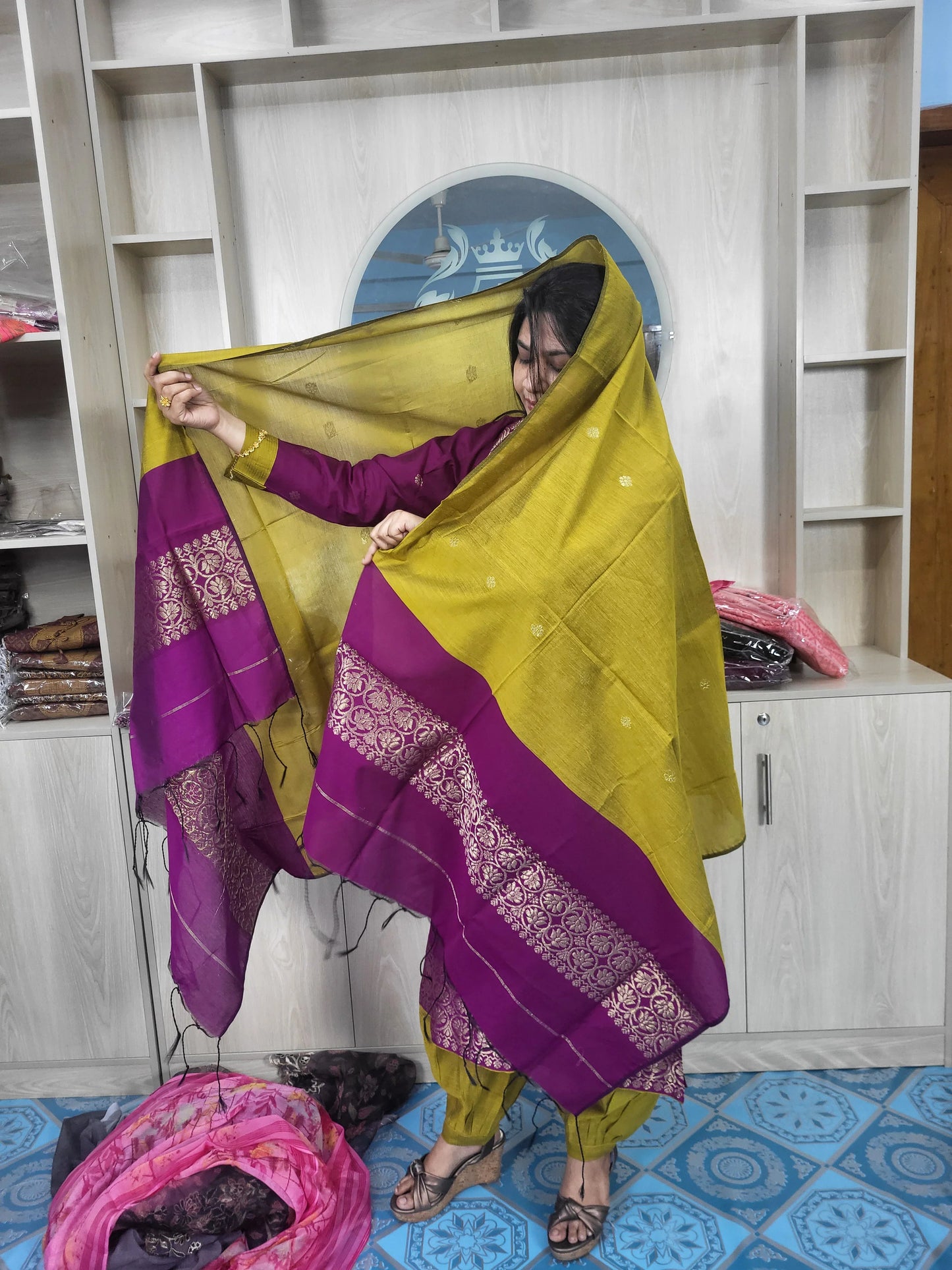 ৪ কালার কোম্ব-হাফ সিল্ক জামদানি তাঁত কাজের সালোয়ার কামিজ
