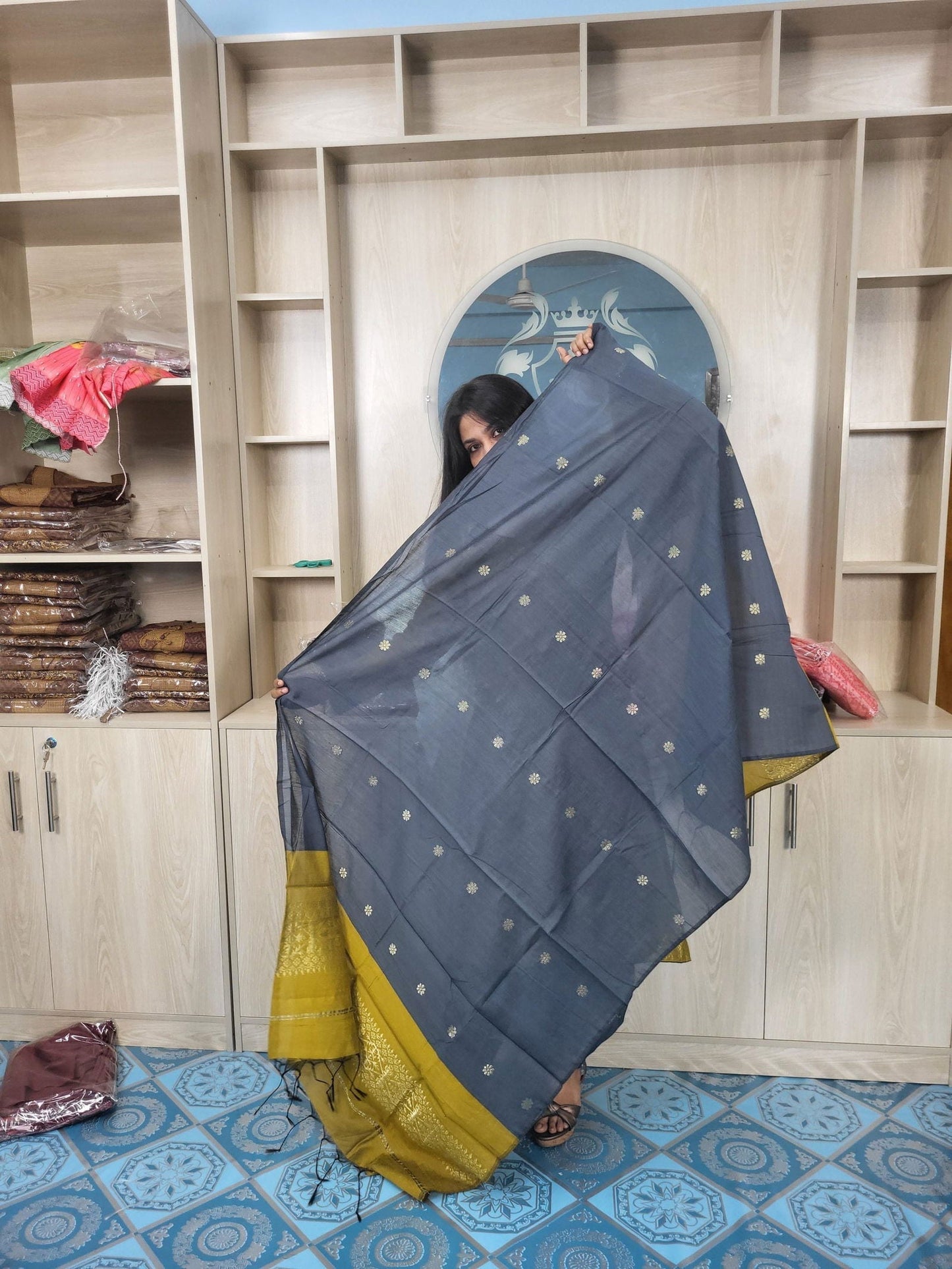 হাফ সিল্ক জামদানি তাঁত কাজের সালোয়ার কামিজ-বাসন্তী+অ্যাশ মিক্স কালার - China To BD Web