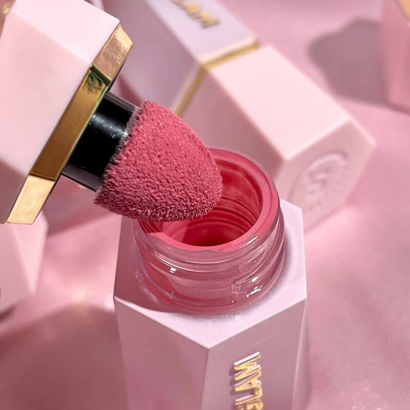 Sheglam Color Bloom Liquid blush-Devoted