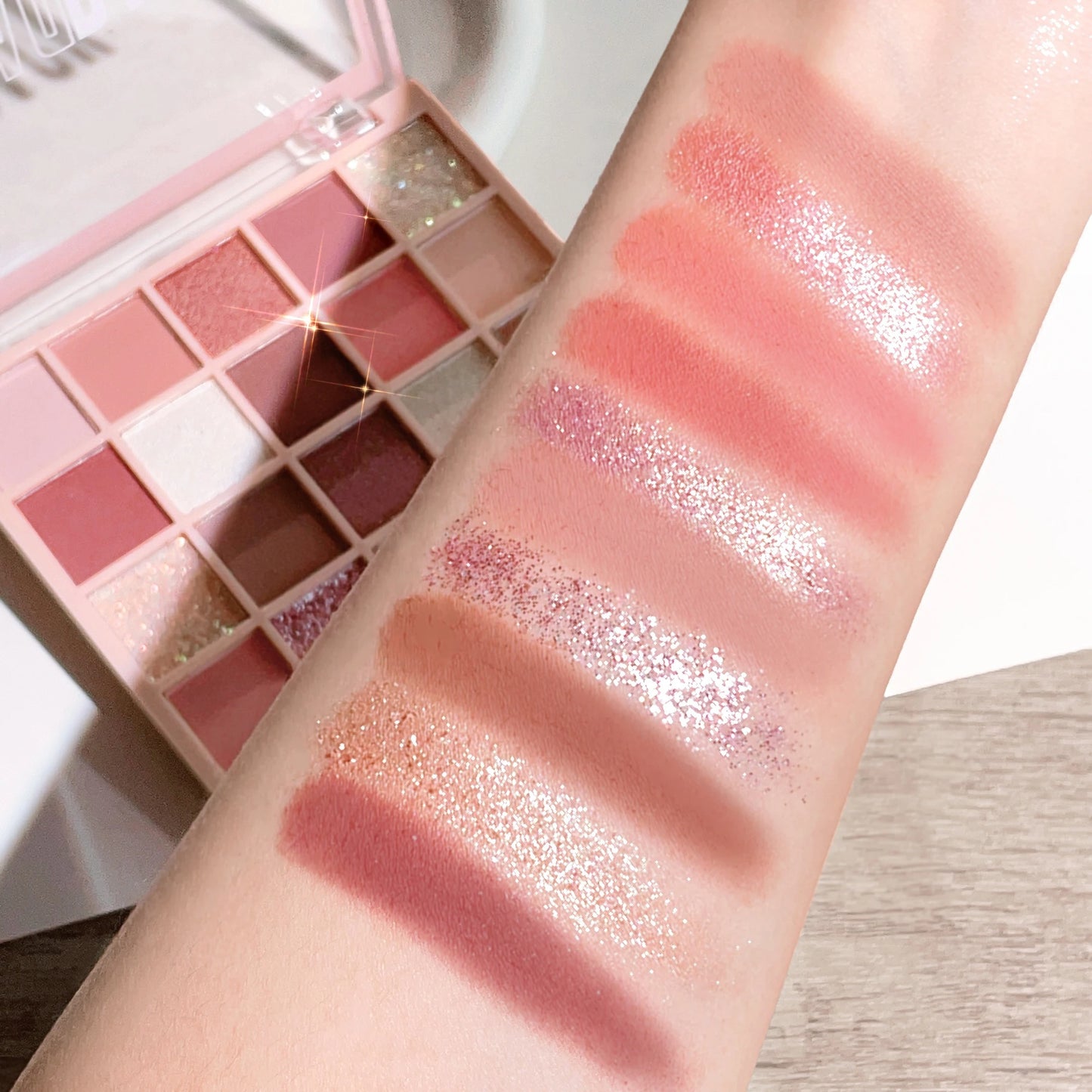 25 Colors Eyeshadow Palette