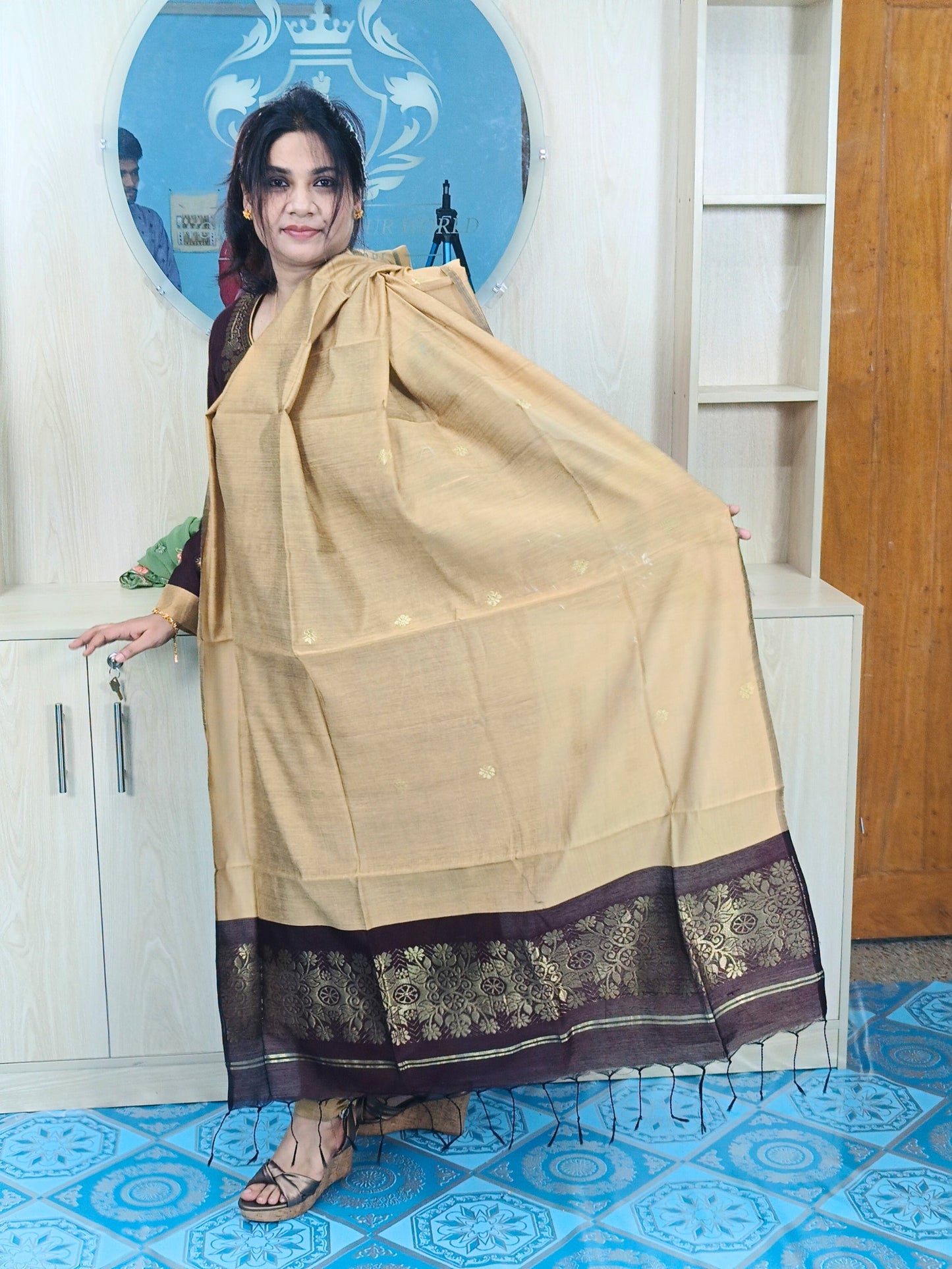 হাফ সিল্ক জামদানি তাঁত কাজের সালোয়ার কামিজ-কফি+গোল্ডেন মিক্স কালার